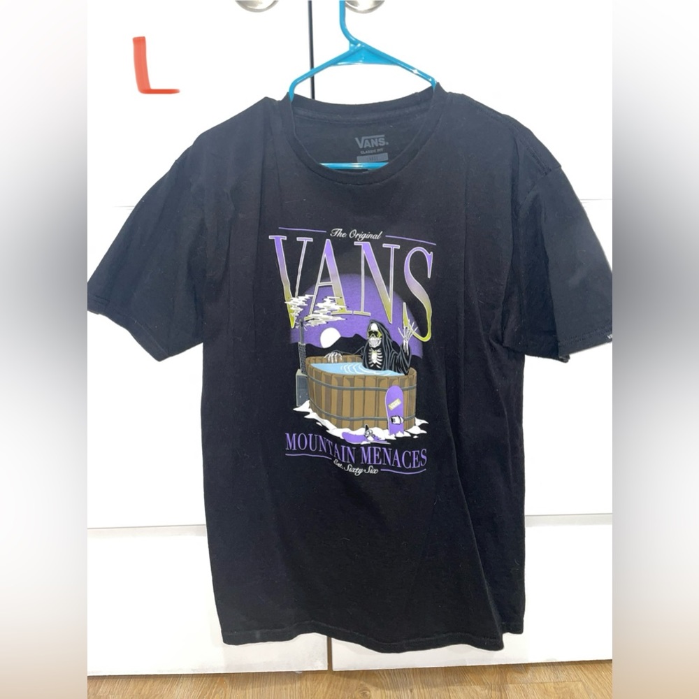 Men’s vans tee